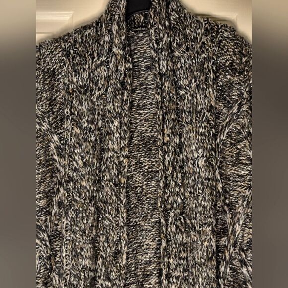 LaModeEstaVous 1/S BlackWhite Lngslv CableKnit WOOLMOHAIRBlend WomenOpenCardigan - Picture 6 of 11